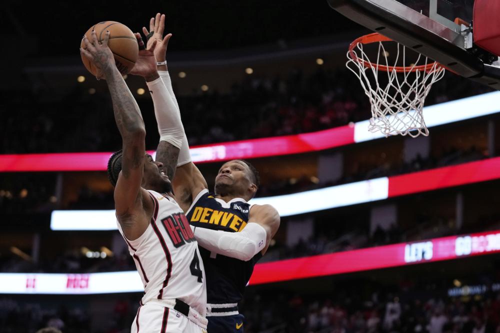 步展现他的 步展现他的